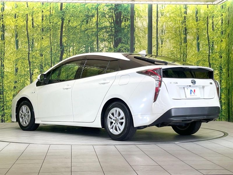 2017 Toyota Prius DAA-ZVW50 (UW-6aa8b9fc8b56e)[10]