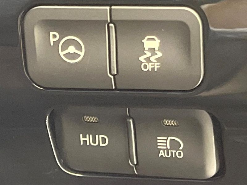 2017 Toyota Prius DAA-ZVW50 (UW-6aa8b9fc8b56e)[16]