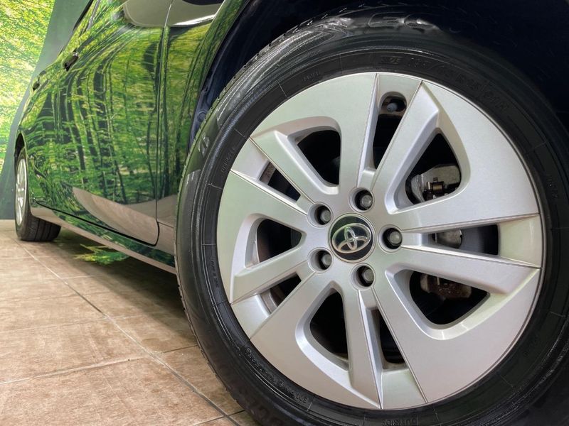2017 Toyota Prius DAA-ZVW50 (UW-6aa8b9fcec222)[26]
