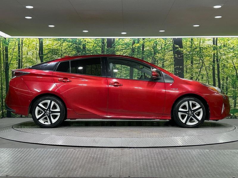 2017 Toyota Prius DAA-ZVW51 (UW-6aa8ba022b908)[16]