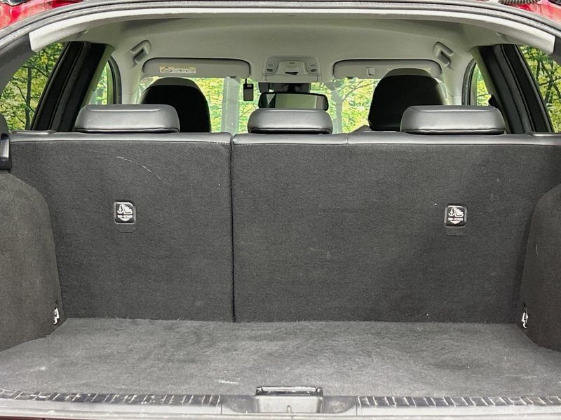 2017 Toyota Prius DAA-ZVW51 (UW-6aa8ba022b908)[26]