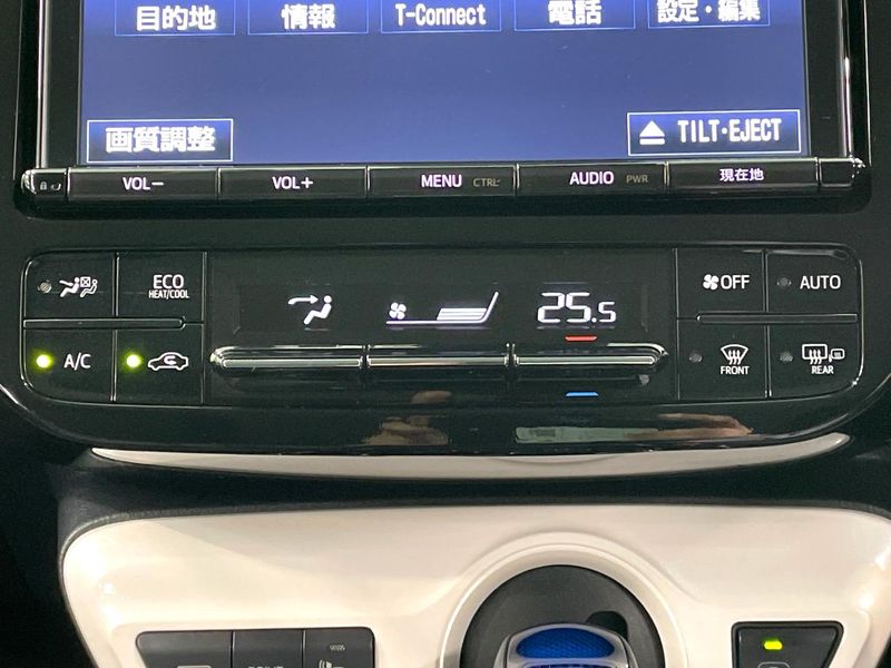 2017 Toyota Prius DAA-ZVW51 (UW-6aa8ba024b3fb)[21]
