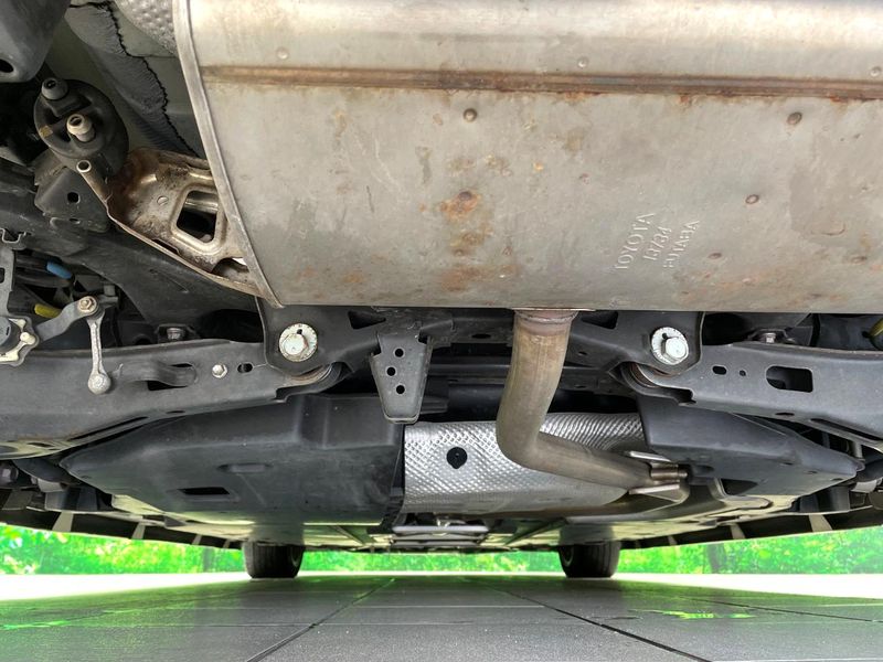 2017 Toyota Prius DAA-ZVW51 (UW-6aa8ba024b3fb)[9]