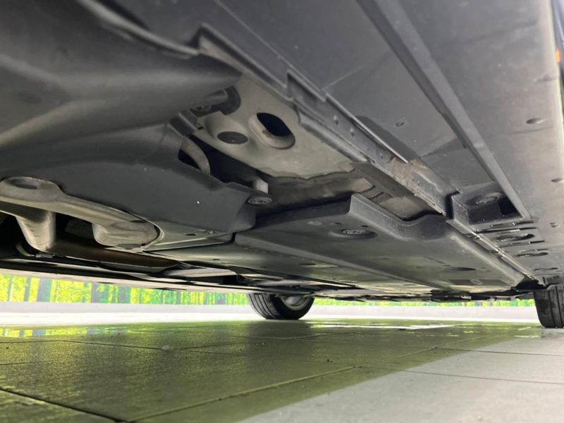 2018 Toyota Prius DAA-ZVW51 (UW-6aa8ba026c28d)[6]