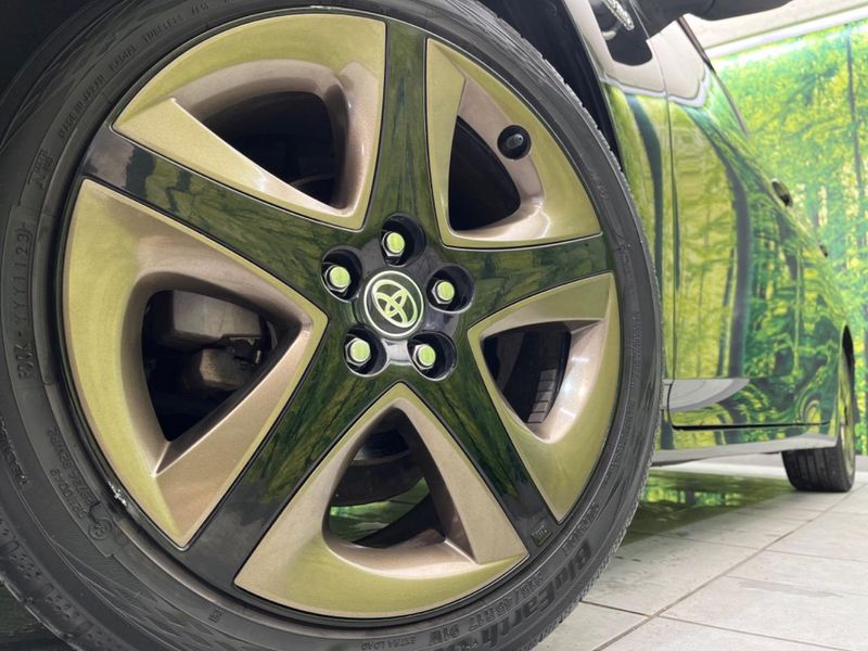 2018 Toyota Prius DAA-ZVW51 (UW-6aa8ba026c28d)[26]