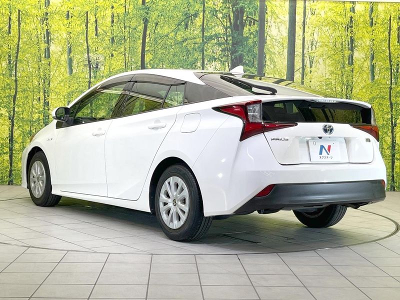 2019 Toyota Prius DAA-ZVW51 (UW-6aa8ba042d6e2)[11]