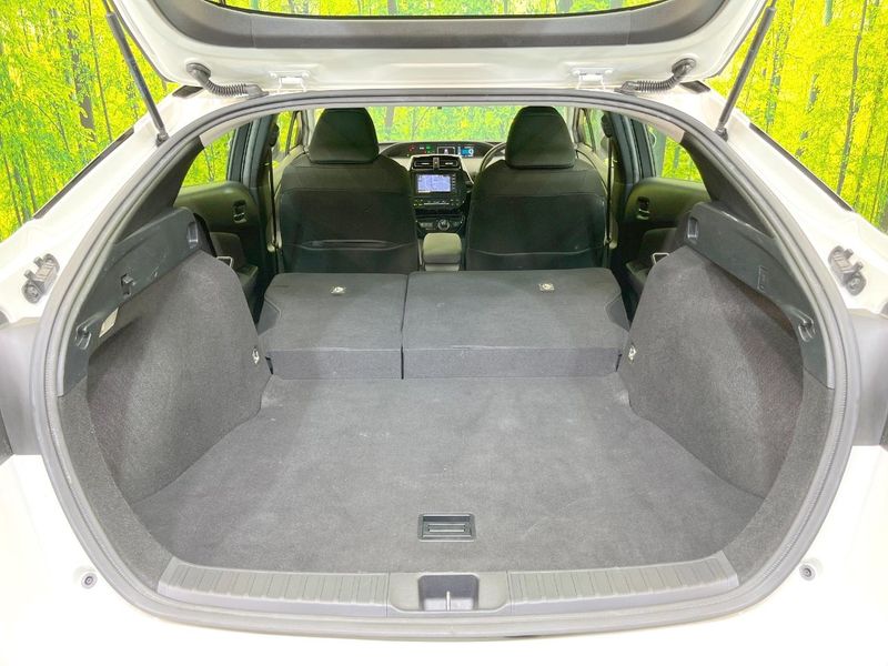 2019 Toyota Prius DAA-ZVW51 (UW-6aa8ba042d6e2)[25]