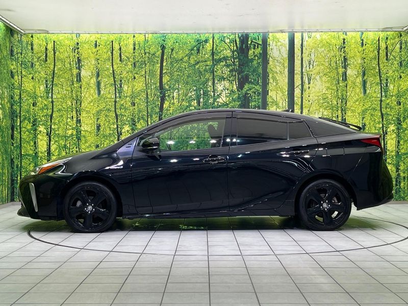 2019 Toyota Prius DAA-ZVW51 (UW-6aa8ba04363b3)[9]
