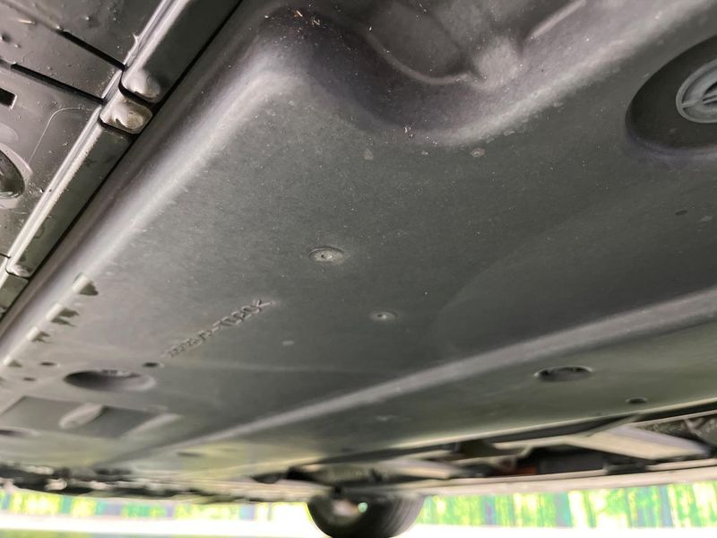 2019 Toyota Prius DAA-ZVW51 (UW-6aa8ba04363b3)[28]