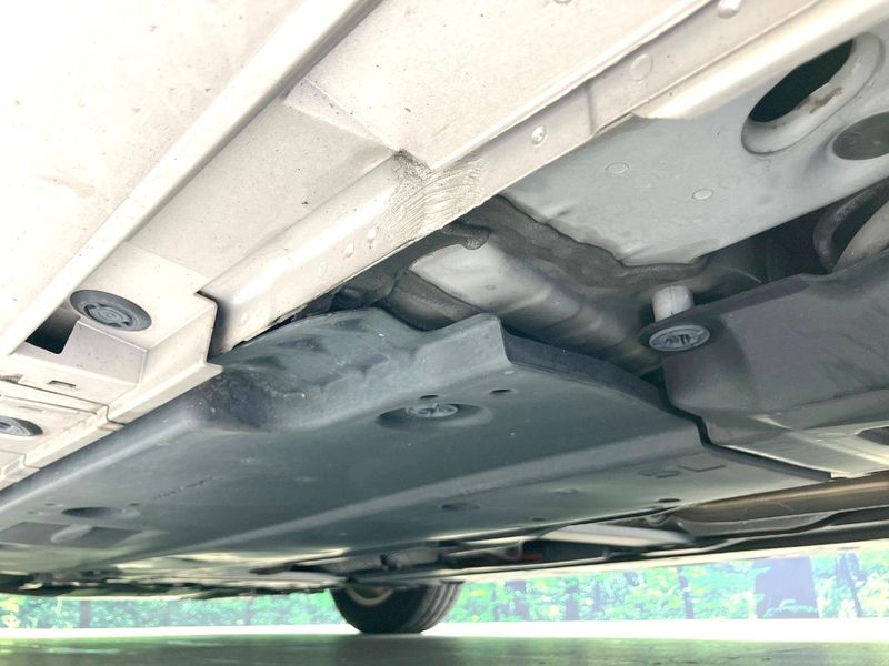 2019 Toyota Prius DAA-ZVW51 (UW-6aa8ba089e1af)[25]