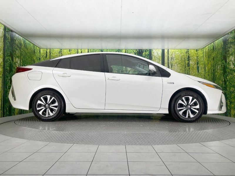 2017 Toyota Prius PHV DLA-ZVW52 (UW-6aa8ba0974b31)[21]