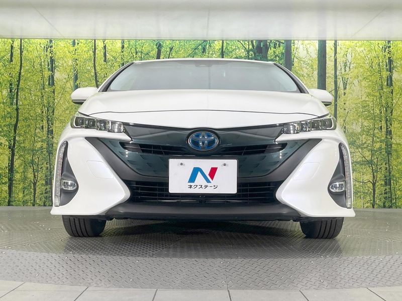2017 Toyota Prius PHV DLA-ZVW52 (UW-6aa8ba0974b31)[14]