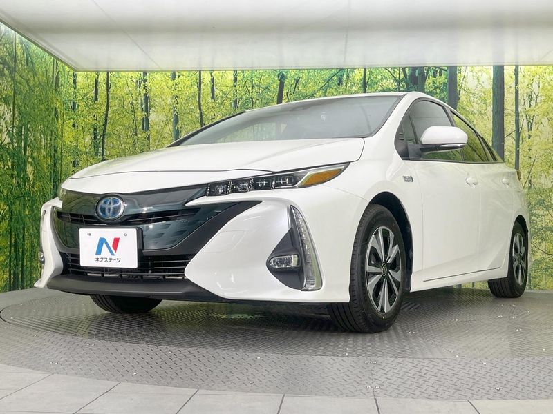 2017 Toyota Prius PHV DLA-ZVW52 (UW-6aa8ba0974b31)[16]