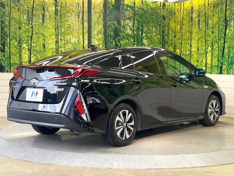 2018 Toyota Prius PHV DLA-ZVW52 (UW-6aa8ba0a7825f)[27]