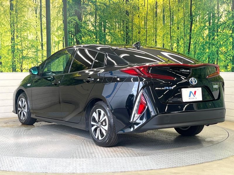 2018 Toyota Prius PHV DLA-ZVW52 (UW-6aa8ba0a7825f)[29]