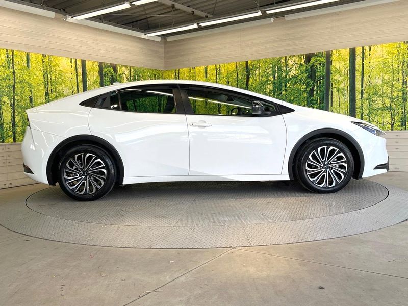2023 Toyota Prius 6AA-ZVW60 (UW-6aa8ba0d20154)[8]