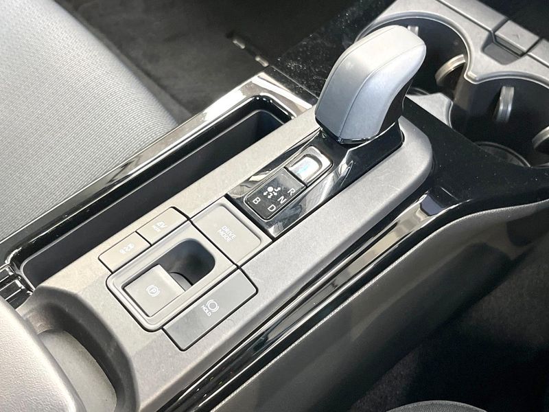 2023 Toyota Prius 6AA-ZVW60 (UW-6aa8ba0d20154)[28]