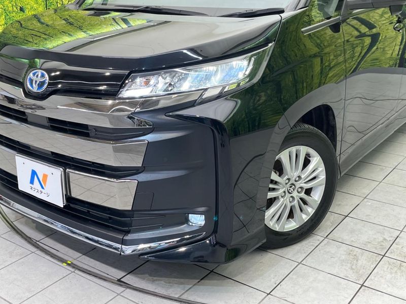 2023 Toyota Noah 6AA-ZWR90W (UW-6aa8ba1caf93b)[23]