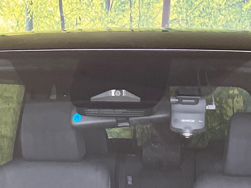 2023 Toyota Noah 6AA-ZWR90W (UW-6aa8ba1caf93b)[20]