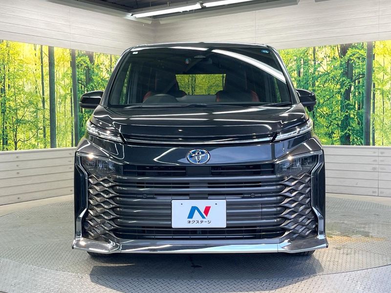 2023 Toyota Voxy 6AA-ZWR90W (UW-6aa8ba1e8e30a)[6]