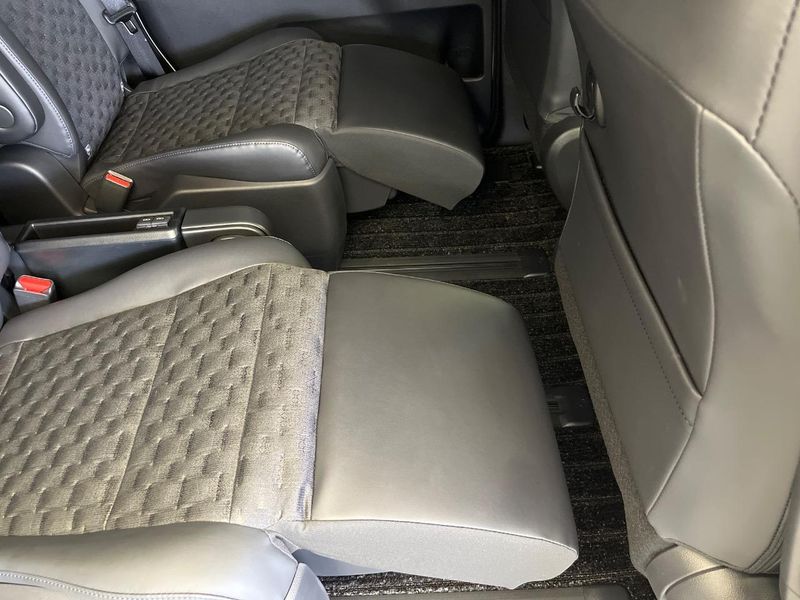 2024 Toyota Voxy 6AA-ZWR90W (UW-6aa8ba25cf847)[12]