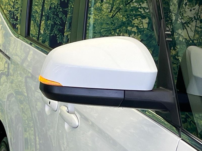 2024 Toyota Voxy 6AA-ZWR90W (UW-6aa8ba25cf847)[15]