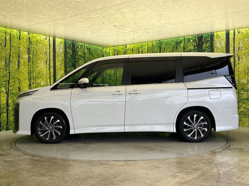 2024 Toyota Voxy 6AA-ZWR90W (UW-6aa8ba25cf847)[26]