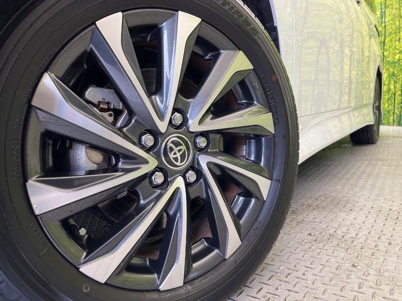 2024 Toyota Voxy 6AA-ZWR90W (UW-6aa8ba25cf847)[17]
