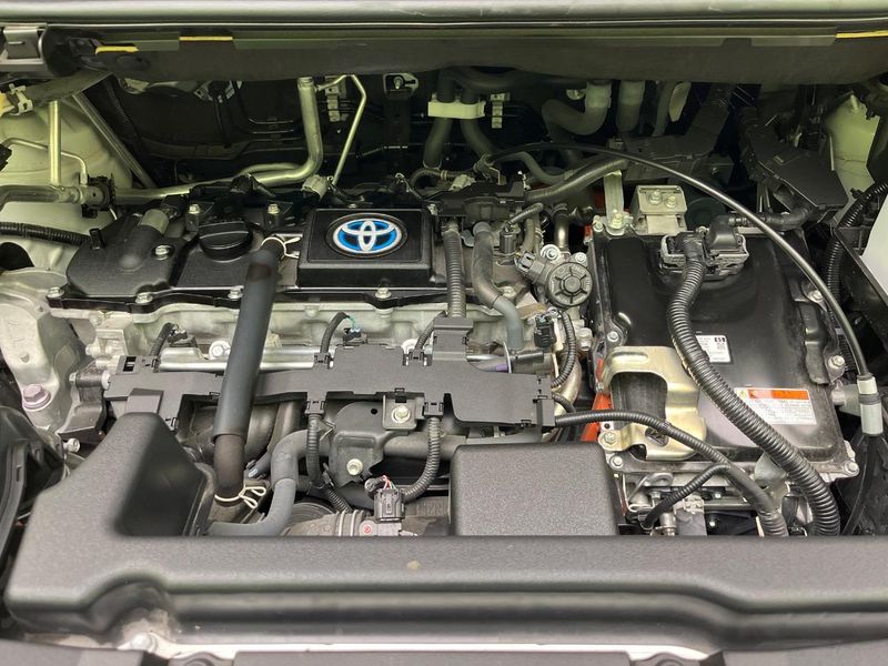2024 Toyota Voxy 6AA-ZWR90W (UW-6aa8ba25cf847)[6]