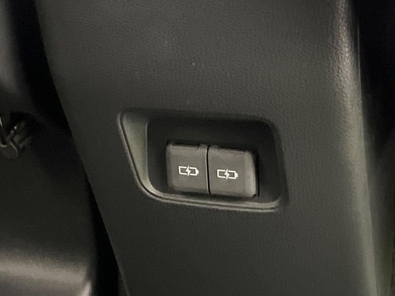 2026 Toyota Noah 6AA-ZWR90W (UW-6aa8ba28ad6ee)[22]