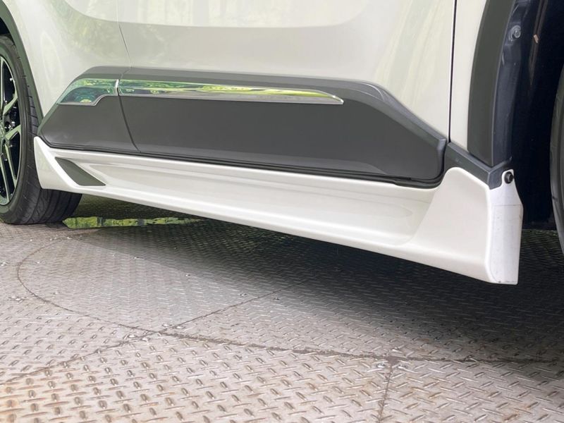 2020 Toyota C-HR 6AA-ZYX11 (UW-6aa8ba31d6d13)[13]