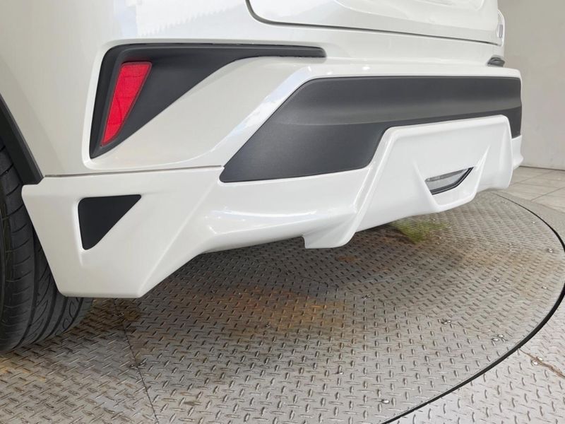 2020 Toyota C-HR 6AA-ZYX11 (UW-6aa8ba31d6d13)[14]