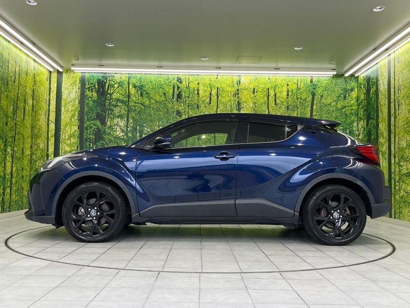 2021 Toyota C-HR 6AA-ZYX11 (UW-6aa8ba33888f5)[20]