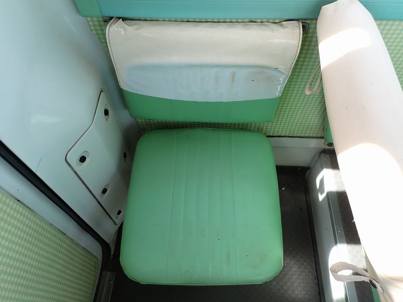 2004 Isuzu Journey KK-SBVW41 (UW-mu3d3l69vvpa)[31]