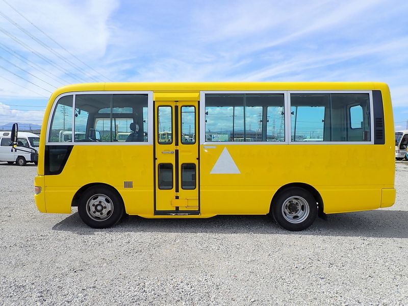 2004 Isuzu Journey KK-SBVW41 (UW-mu3d3l69vvpa)[3]