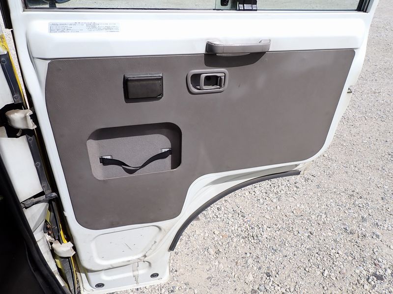 2004 Isuzu Journey KK-SBVW41 (UW-mu3d3l69vvpa)[19]