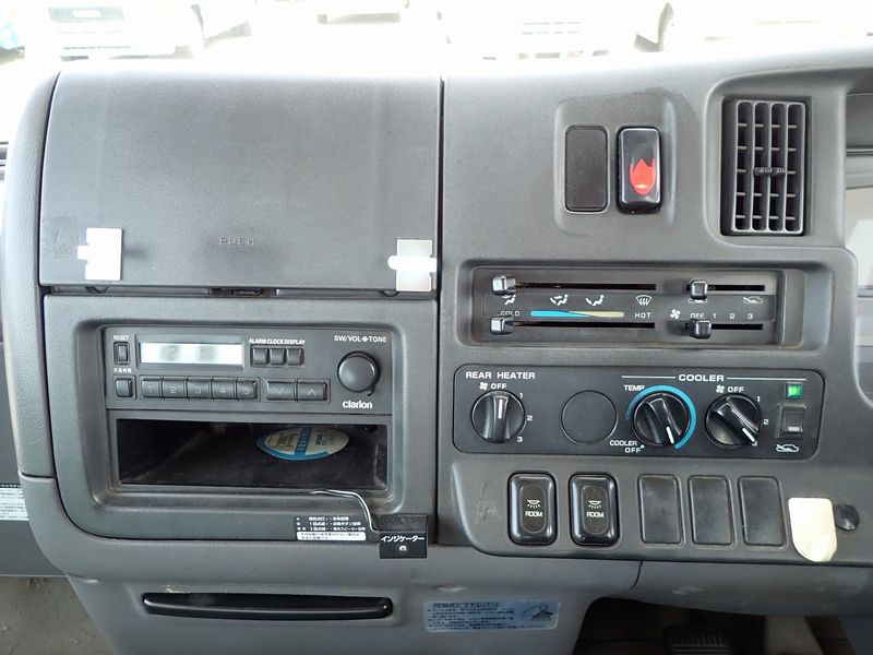 2004 Isuzu Journey KK-SBVW41 (UW-mu3d3l69vvpa)[16]