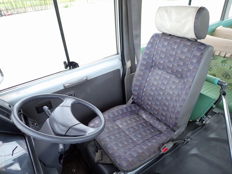 2004 Isuzu Journey KK-SBVW41 (UW-mu3d3l69vvpa)[26]