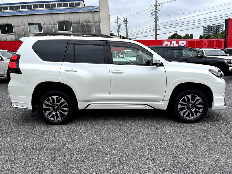 2021 Toyota Land Cruiser Prado 3BA-TRJ150W (UW-mu3d3n6qh6ud)[5]