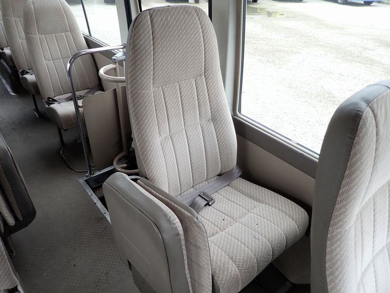 1995 Toyota Coaster KC-HZB50 (UW-mu3d3sr4jb26)[47]
