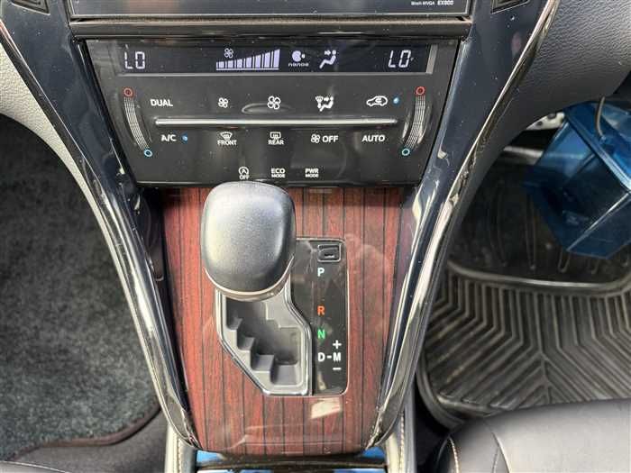 2014 Toyota Harrier DBA-ZSU60 (UW-mu3i3f3ikjl0)[7]