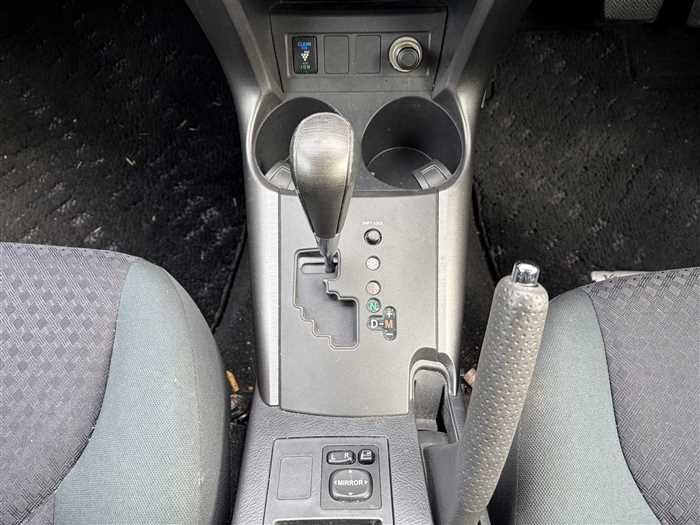 2010 Toyota Vanguard DBA-ACA33W (UW-mu3i3i6y9ss5)[14]