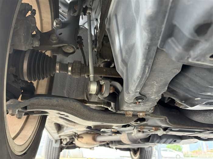 2010 Toyota Vanguard DBA-ACA33W (UW-mu3i3i6y9ss5)[22]