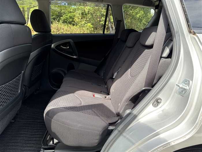 2013 Toyota Vanguard DBA-ACA38W (UW-mu3i3k5olyd8)[17]