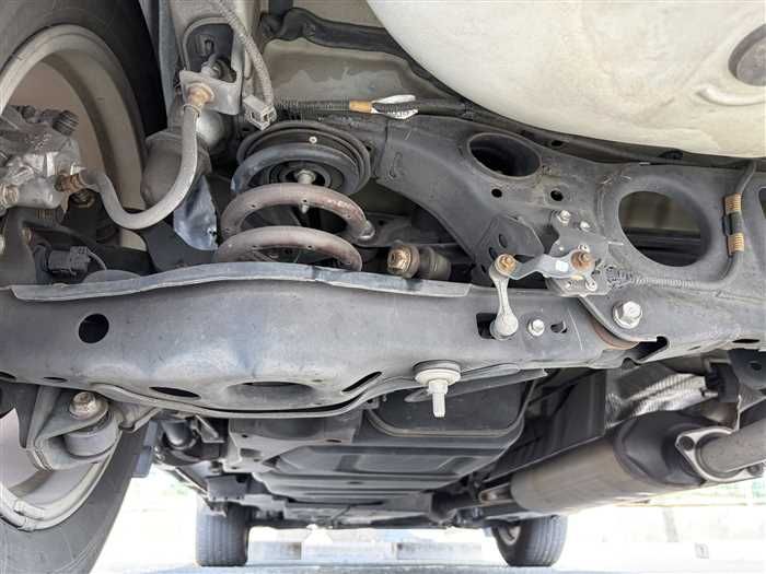 2014 Toyota Harrier DBA-ZSU60W (UW-mu3i3kvor0c8)[25]