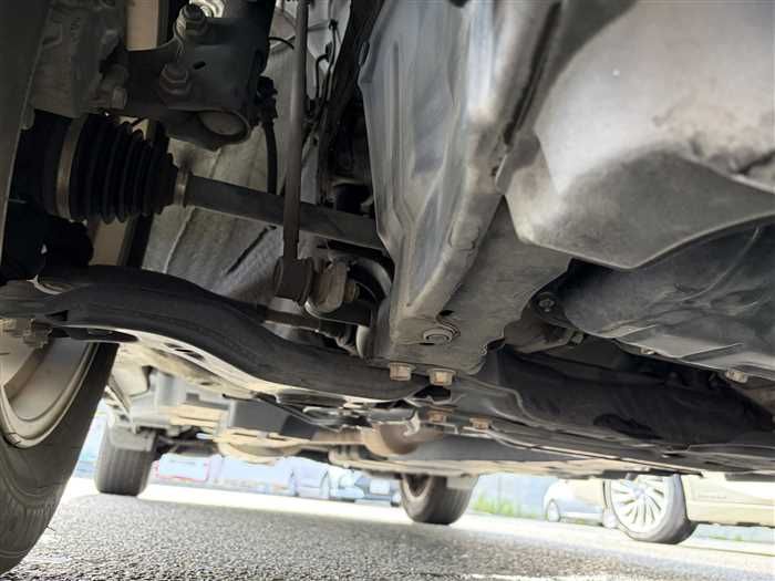 2014 Toyota Harrier DBA-ZSU60W (UW-mu3i3kvor0c8)[20]