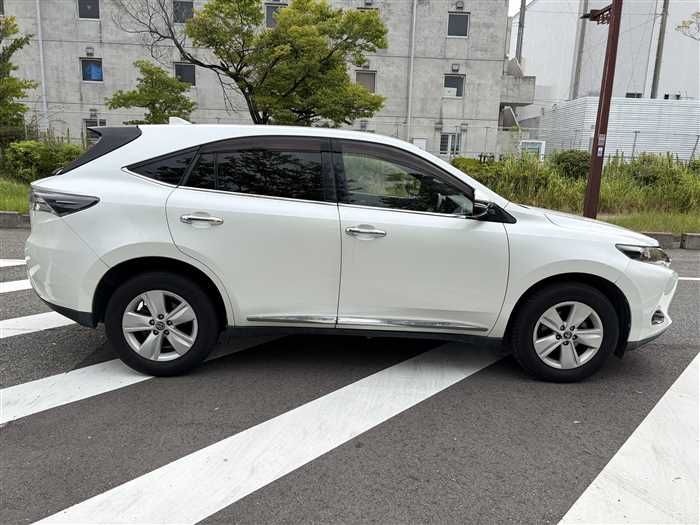 2014 Toyota Harrier DBA-ZSU60W (UW-mu3i3kvor0c8)[1]