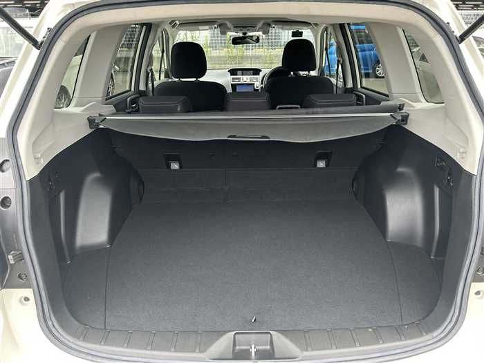 2015 Subaru Forester DBA-SJ5 (UW-mu3i3n9z45q2)[9]
