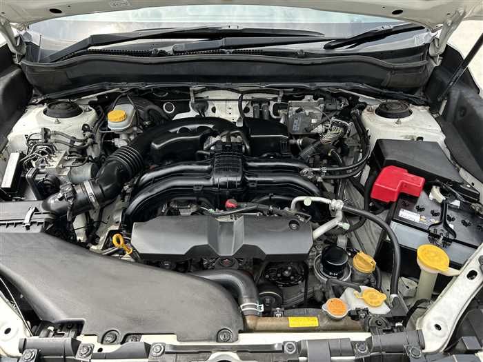 2015 Subaru Forester DBA-SJ5 (UW-mu3i3n9z45q2)[29]