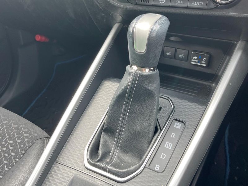 2022 Daihatsu Rocky 5AA-A202S (UW-6aaa071f25377)[18]